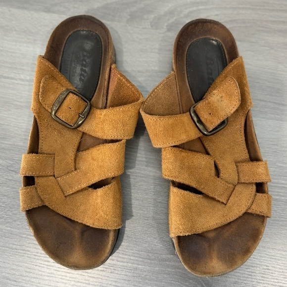 Bata Quo Vadis Tan Women’s Slides (9) - Picture 2 of 6